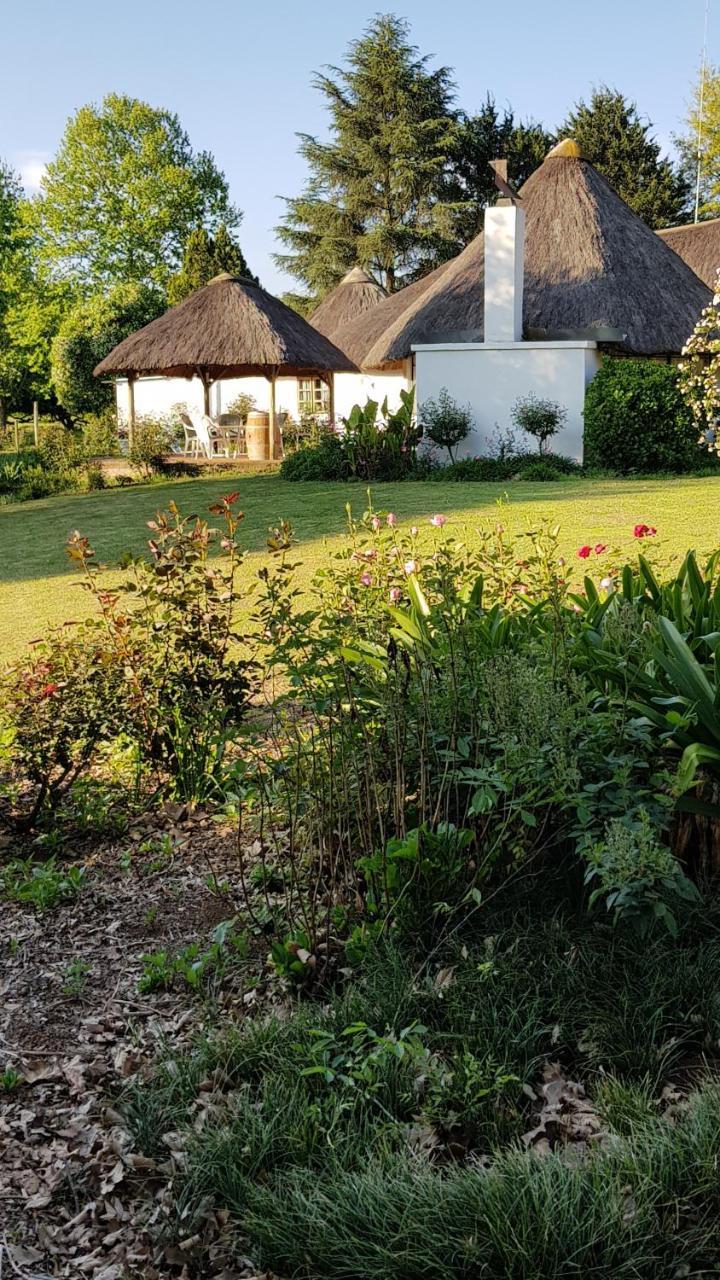 Piccadilly Farm Cottages Lions River Exterior photo